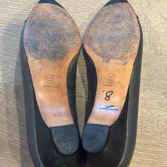 Salvatore Ferragamo Women's Dark Gray Leather Heels - Picture 6 of 10